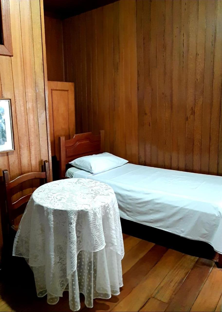 Hotel Montanus Nova Friburgo Exteriör bild
